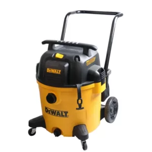 DEWALT 14 Gal. Poly Wet/Dry Vac